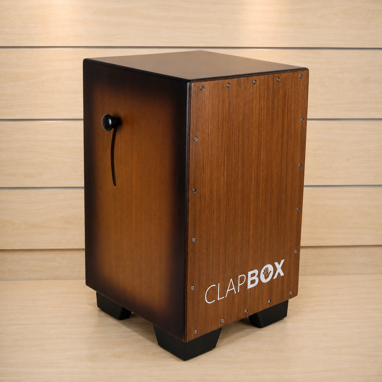 Surangana Clapbox CB65